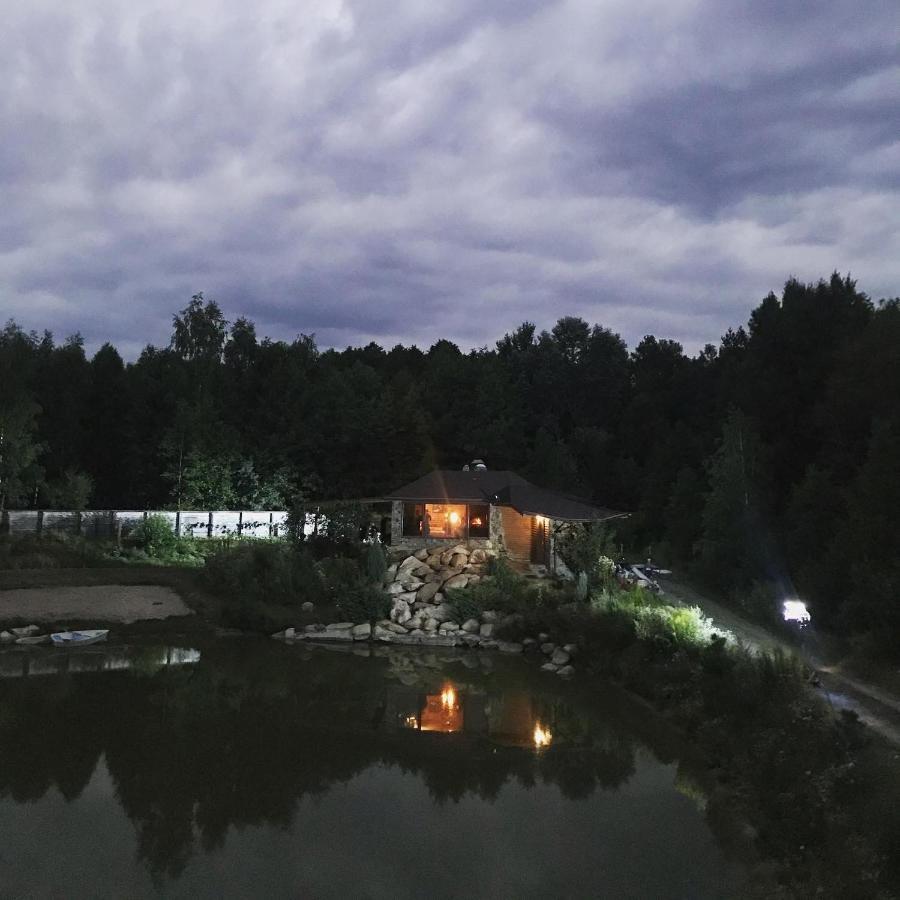Диброва Dibrova  エクステリア 写真